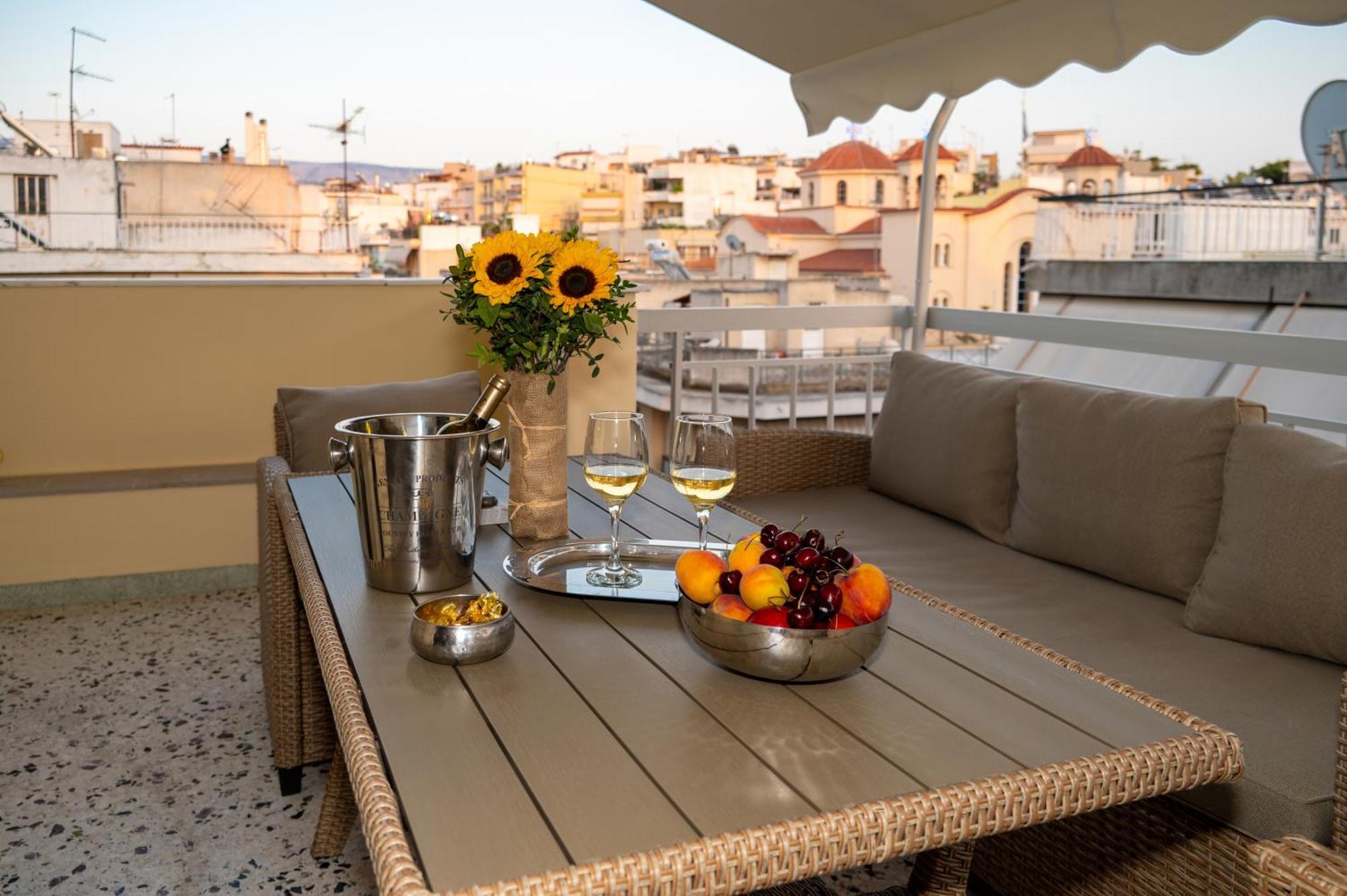 Acropolis Terrace View Apartment เอเธนส์ ภายนอก รูปภาพ